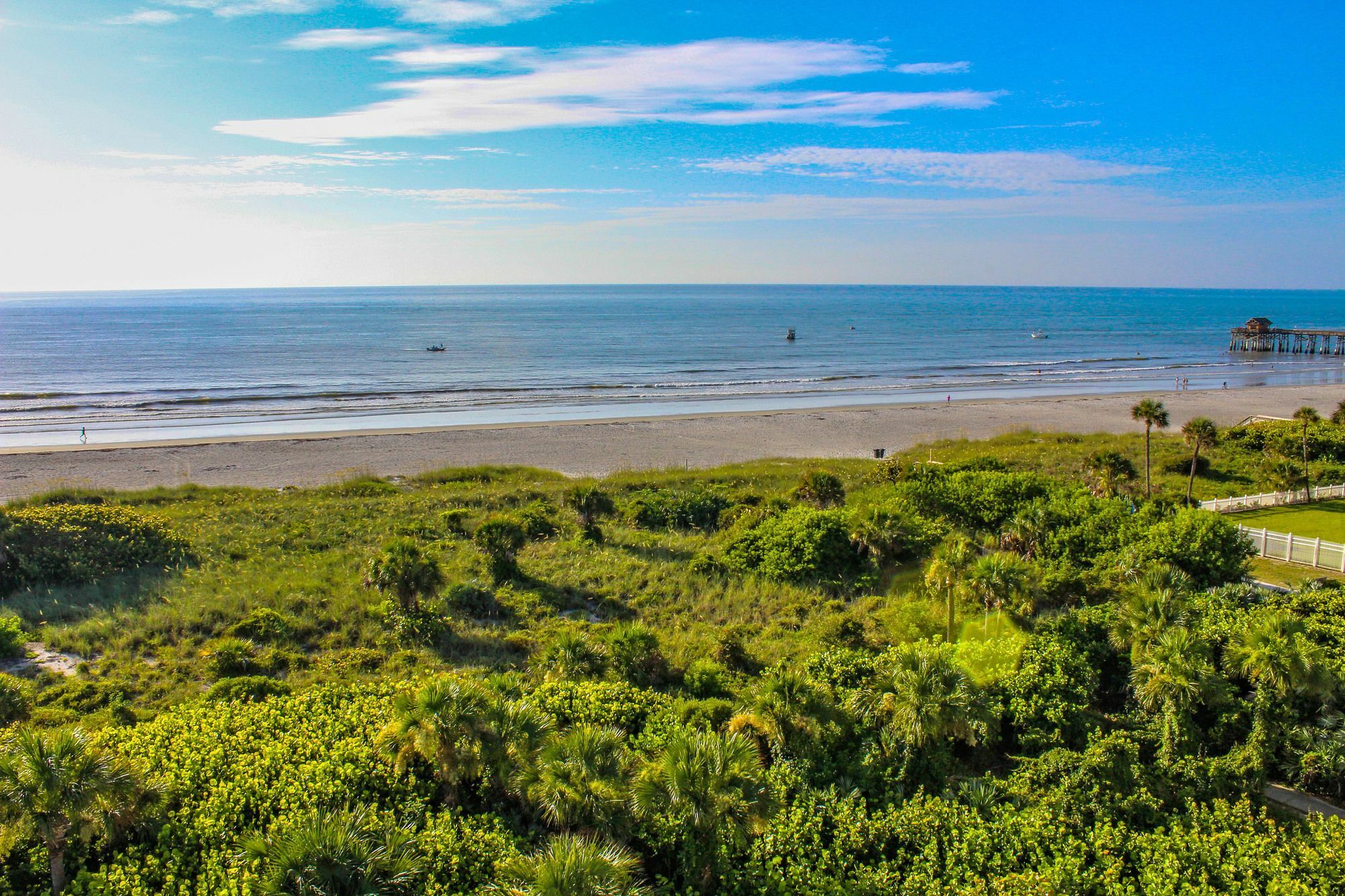 Discovery Beach Resort, A Vri Resort Cocoa Beach Exterior photo